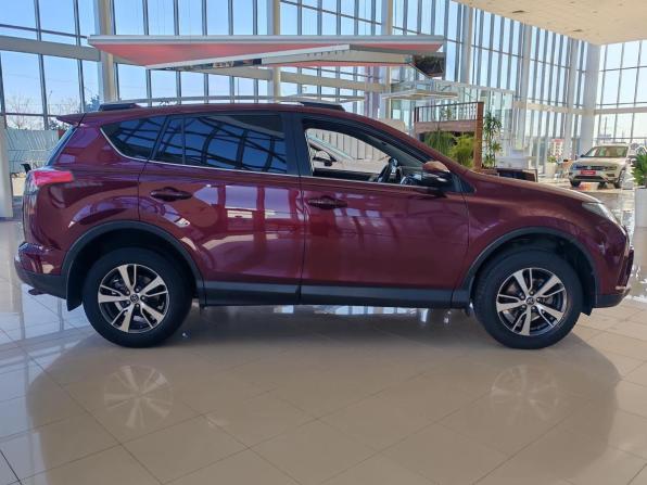 Toyota RAV4 IV (XA40) Рестайлинг с пробегом 2017 года, цена 2 275 000 рублей, 102947 км, внедорожник, Автокод Объявления