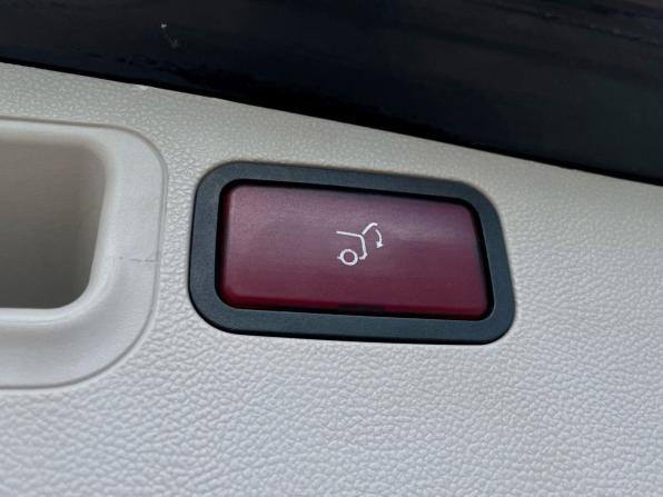Mercedes-Benz M-Класс II (W164) с пробегом 2008 года, цена 1 357 000 рублей, 217315 км, внедорожник, Автокод Объявления