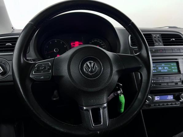 Volkswagen Polo V с пробегом 2014 года, цена 845 000 рублей, 150000 км, седан, Автокод Объявления