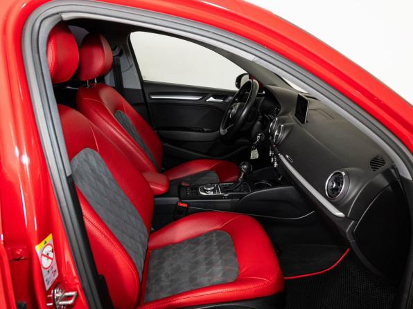 Audi A3 III (8V) Рестайлинг с пробегом 2019 года, цена 1 898 000 рублей, 142067 км, седан, Автокод Объявления