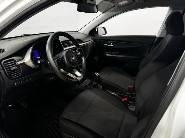 Kia Rio IV Рестайлинг с пробегом 2021 года, цена 1 330 000 рублей, 109510 км, седан, Автокод Объявления