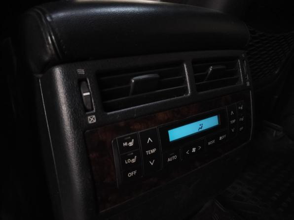 Toyota Land Cruiser 200 Series с пробегом 2011 года, цена 3 050 000 рублей, 221000 км, внедорожник, Автокод Объявления