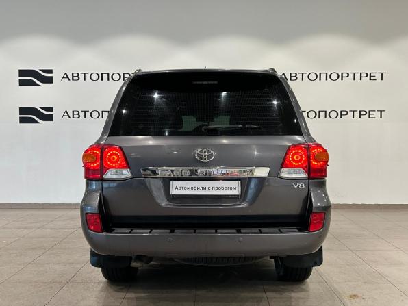 Toyota Land Cruiser 200 Series Рестайлинг 1 с пробегом 2013 года, цена 2 999 000 рублей, 294669 км, внедорожник, Автокод Объявления