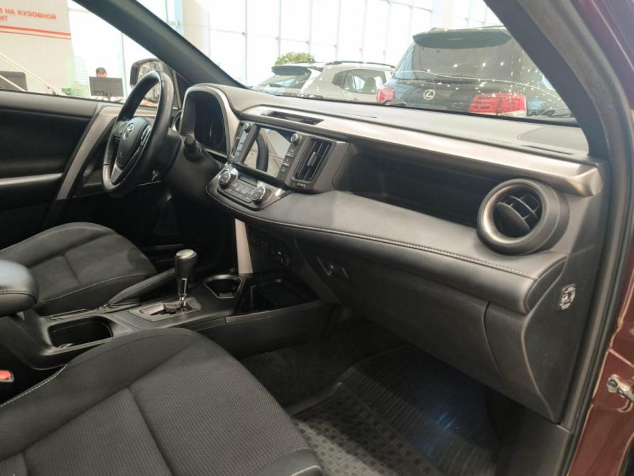Toyota RAV4 IV (XA40) Рестайлинг Казань  - изображение 13