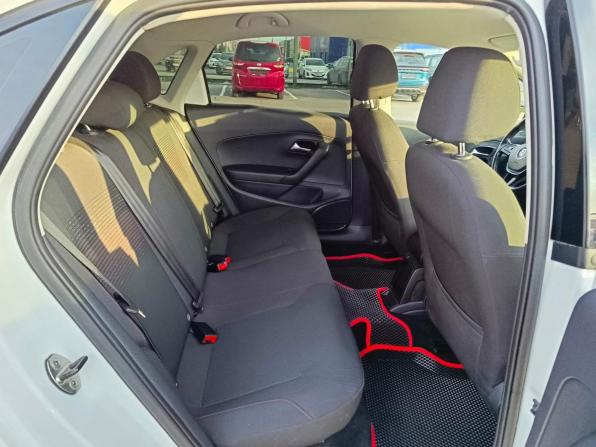 Volkswagen Polo V Рестайлинг с пробегом 2017 года, цена 1 129 995 рублей, 143744 км, седан, Автокод Объявления