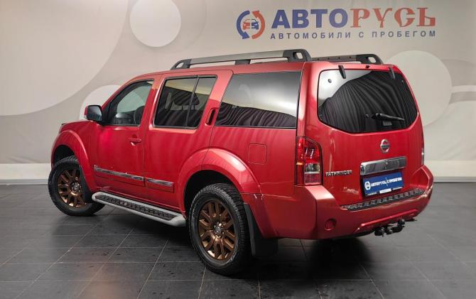 Nissan Pathfinder III Рестайлинг с пробегом 2010 года, цена 1 199 000 рублей, 258349 км, внедорожник, Автокод Объявления