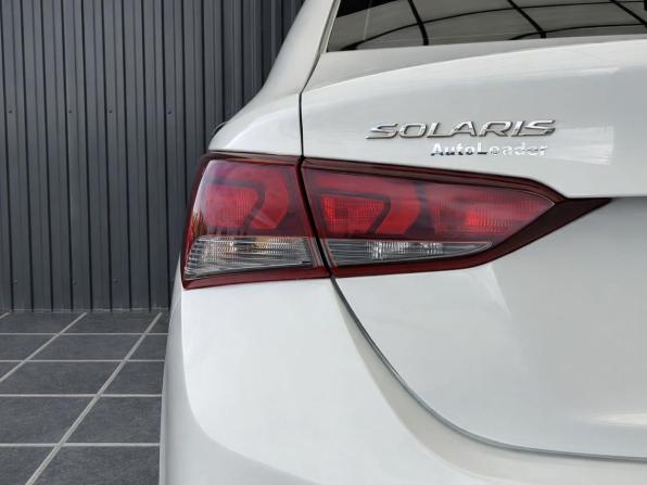 Hyundai Solaris II с пробегом 2017 года, цена 1 282 999 рублей, 98327 км, седан, Автокод Объявления
