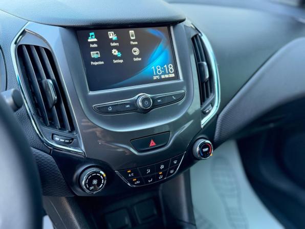 Chevrolet Cruze II с пробегом 2018 года, цена 1 180 000 рублей, 121000 км, хэтчбек, Автокод Объявления