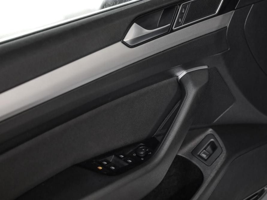 Volkswagen Passat B8 Санкт-Петербург  - изображение 20