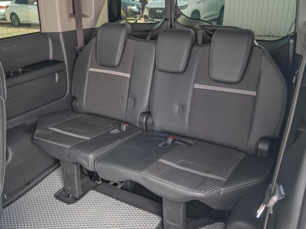 Honda Stepwgn V с пробегом 2015 года, цена 1 765 000 рублей, 165281 км, минивэн, Автокод Объявления