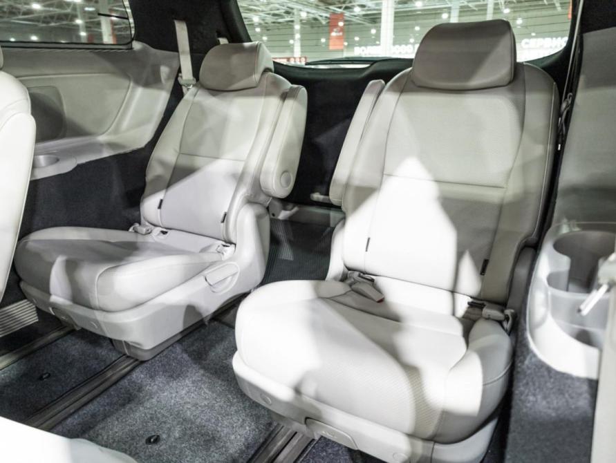 Kia Carnival III Санкт-Петербург  - изображение 17