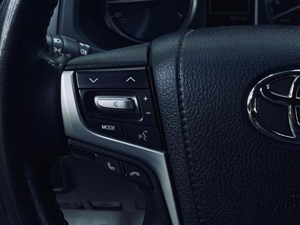 Toyota Land Cruiser Prado 150 Series Рестайлинг 3 с пробегом 2022 года, цена 5 650 000 рублей, 59085 км, внедорожник, Автокод Объявления