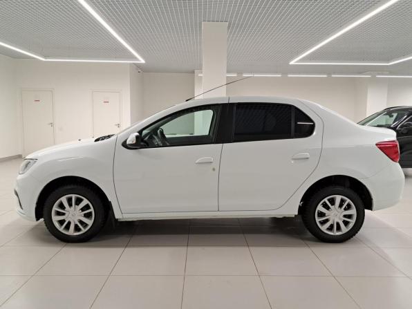 Renault Logan II Рестайлинг с пробегом 2021 года, цена 960 000 рублей, 61120 км, седан, Автокод Объявления