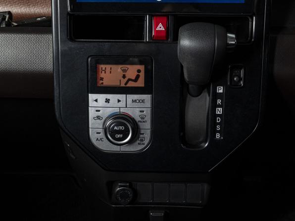 Daihatsu Thor I с пробегом 2018 года, цена 1 179 000 рублей, 99348 км, микровэн, Автокод Объявления