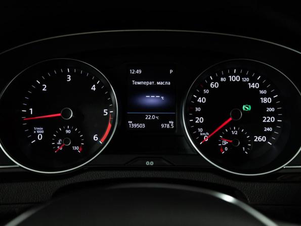 Volkswagen Passat B8 с пробегом 2018 года, цена 2 490 000 рублей, 139498 км, седан, Автокод Объявления