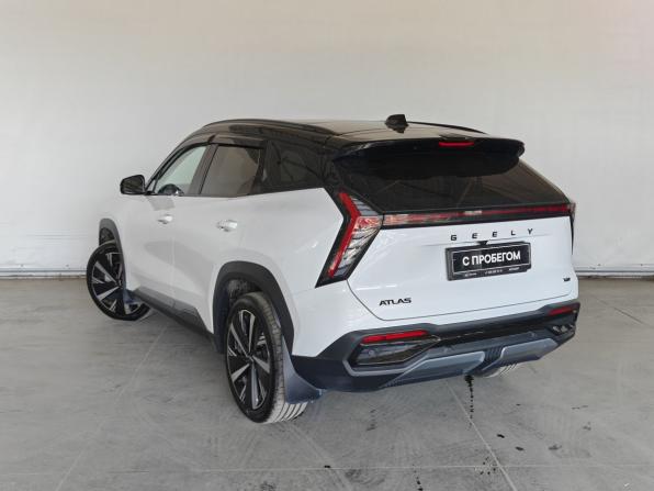 Geely Atlas II с пробегом 2024 года, цена 2 950 000 рублей, 27000 км, внедорожник, Автокод Объявления