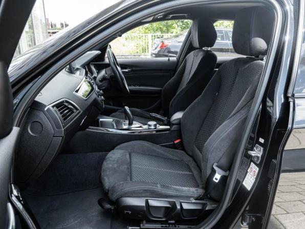 BMW 1 серии II (F20/F21) Рестайлинг 2 с пробегом 2018 года, цена 1 875 000 рублей, 65128 км, хэтчбек, Автокод Объявления