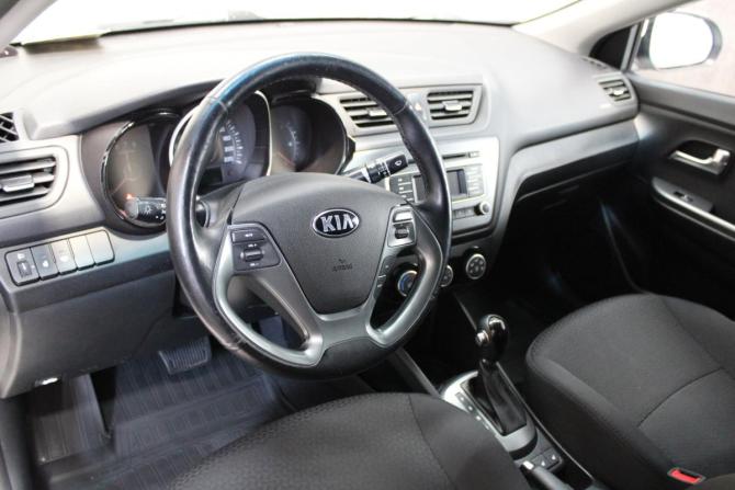 Kia Rio III Рестайлинг с пробегом 2016 года, цена 1 025 000 рублей, 135822 км, седан, Автокод Объявления