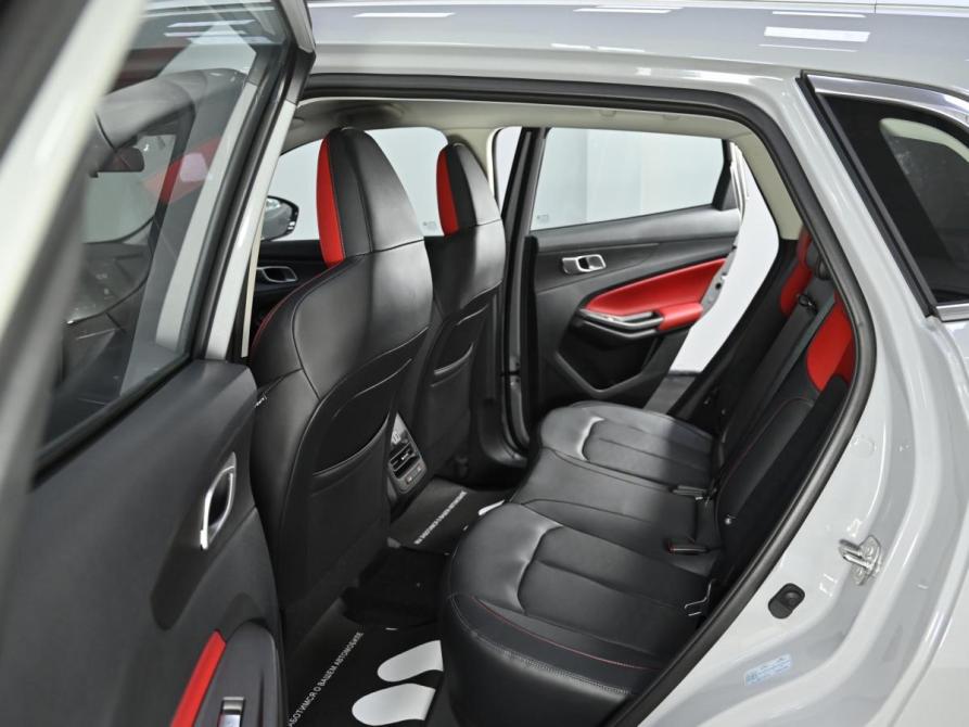 Changan UNI-S (CS55 Plus) Москва  - изображение 18
