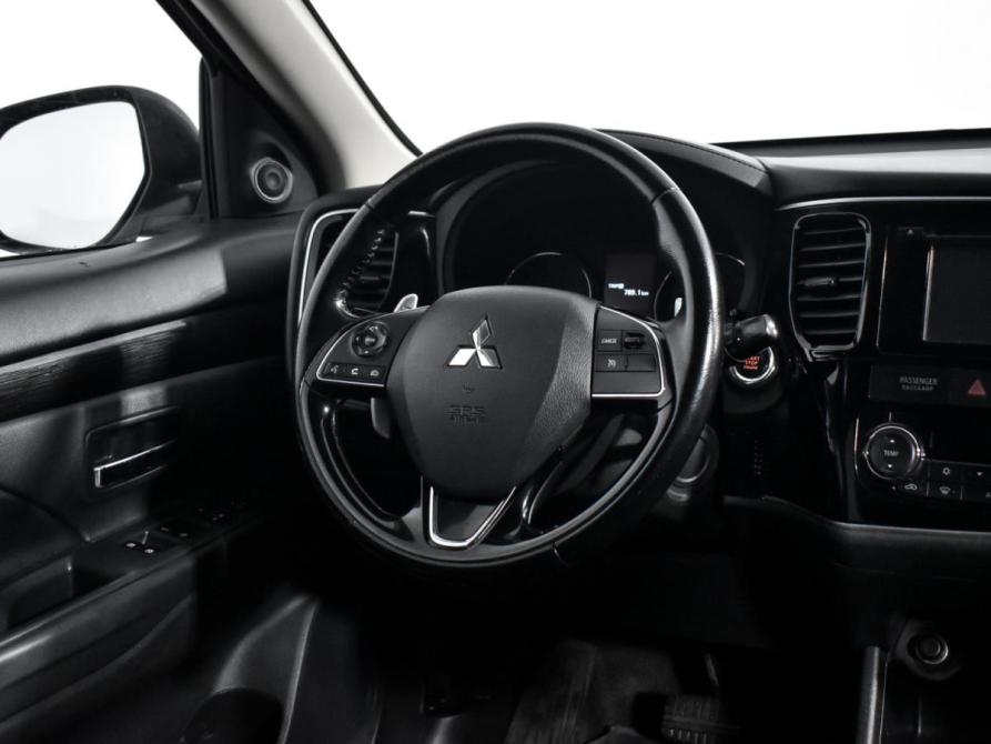Mitsubishi Outlander III Рестайлинг 2 Санкт-Петербург  - изображение 15