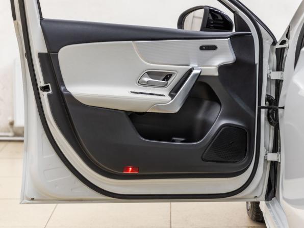 Mercedes-Benz A-Класс IV (W177) с пробегом 2020 года, цена 2 458 000 рублей, 104924 км, хэтчбек, Автокод Объявления