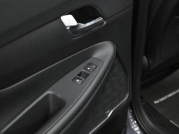 Hyundai Santa Fe IV Рестайлинг с пробегом 2021 года, цена 2 749 000 рублей, 117000 км, внедорожник, Автокод Объявления