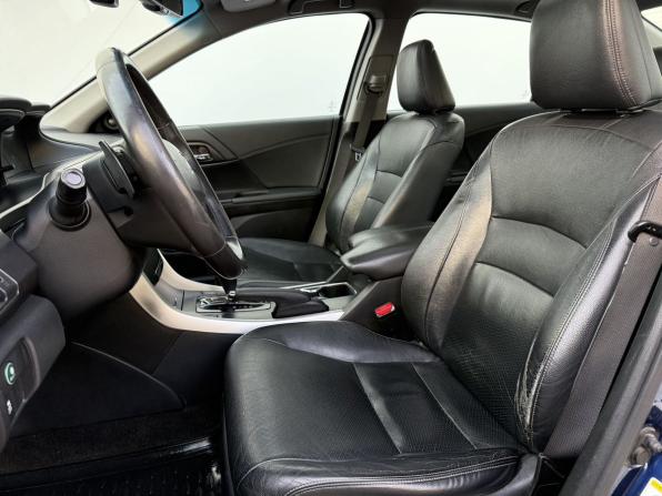 Honda Accord IX с пробегом 2013 года, цена 1 380 000 рублей, 340464 км, седан, Автокод Объявления