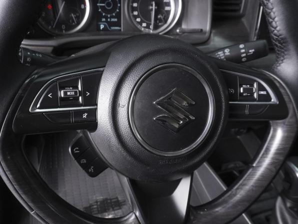 Suzuki Ertiga II Рестайлинг с пробегом 2022 года, цена 1 780 000 рублей, 135989 км, компактвэн, Автокод Объявления