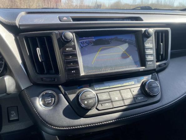Toyota RAV4 IV (XA40) Рестайлинг с пробегом 2019 года, цена 2 960 000 рублей, 93900 км, внедорожник, Автокод Объявления
