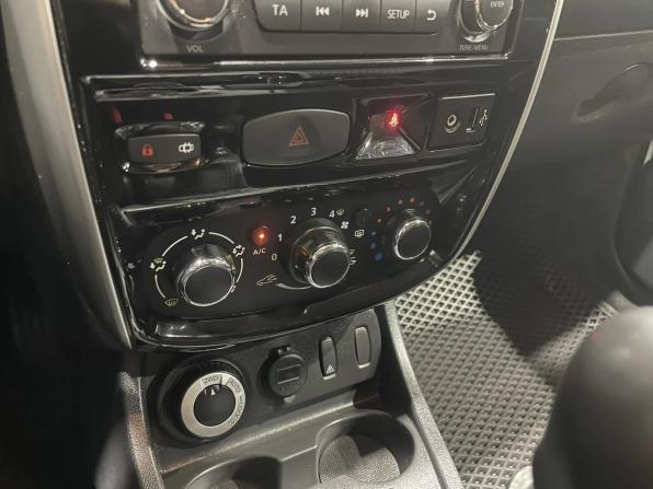 Nissan Terrano III (D10) с пробегом 2015 года, цена 995 000 рублей, 251511 км, внедорожник, Автокод Объявления