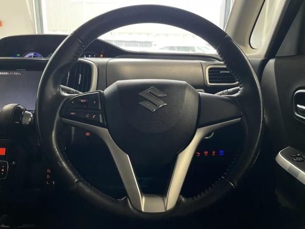 Suzuki Solio III с пробегом 2018 года, цена 960 000 рублей, 145867 км, микровэн, Автокод Объявления