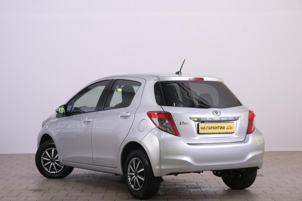 Toyota Vitz III (XP130) Омск  - изображение 5