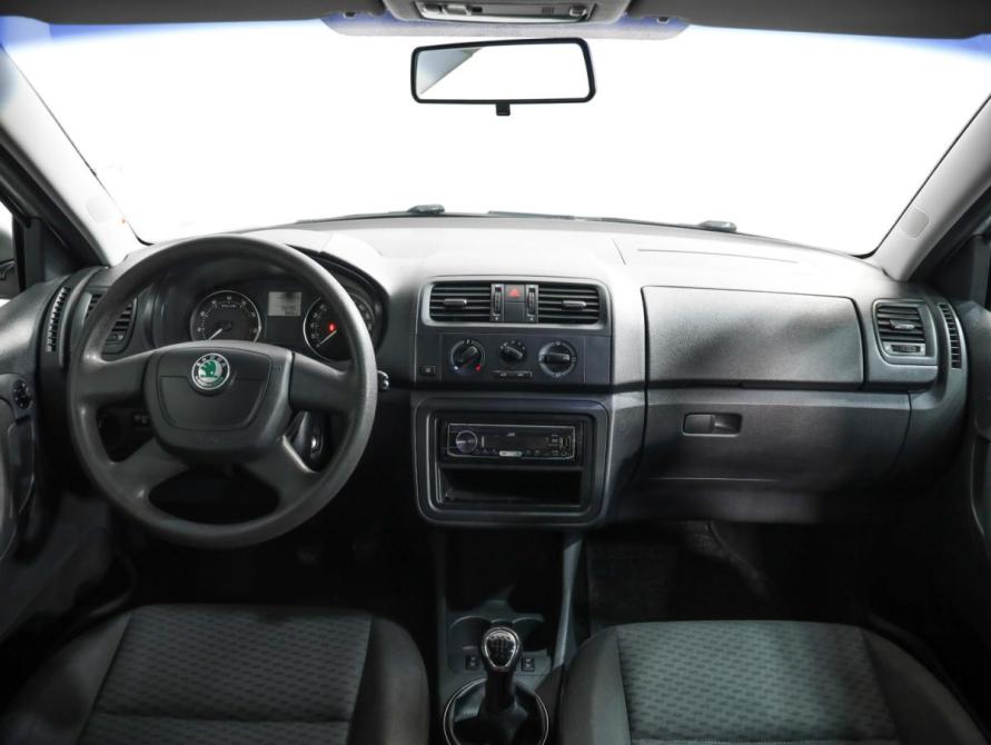 Skoda Fabia II Рестайлинг Санкт-Петербург  - изображение 10