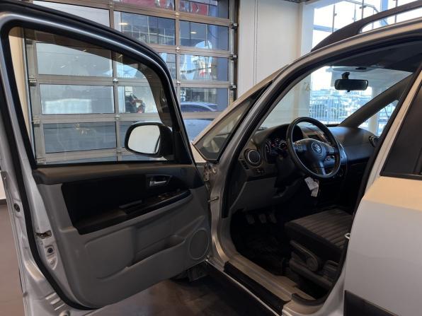 Suzuki SX4 I (Classic) Рестайлинг с пробегом 2014 года, цена 785 000 рублей, 105293 км, хэтчбек, Автокод Объявления