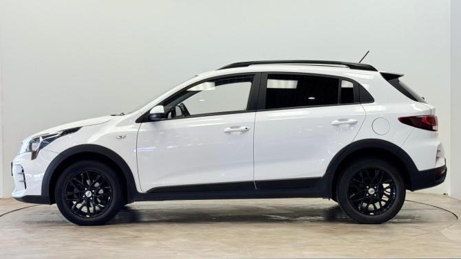 Kia Rio IV Рестайлинг с пробегом 2021 года, цена 1 785 000 рублей, 71520 км, хэтчбек, Автокод Объявления