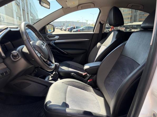 Lada (ВАЗ) Vesta I Рестайлинг (NG) с пробегом 2023 года, цена 1 295 000 рублей, 48165 км, седан, Автокод Объявления