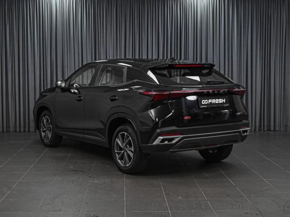 Omoda C5 I Рестайлинг с пробегом 2024 года, цена 1 653 000 рублей, 32095 км, внедорожник, Автокод Объявления