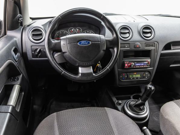 Ford Fusion I Рестайлинг с пробегом 2007 года, цена 378 000 рублей, 243000 км, хэтчбек, Автокод Объявления
