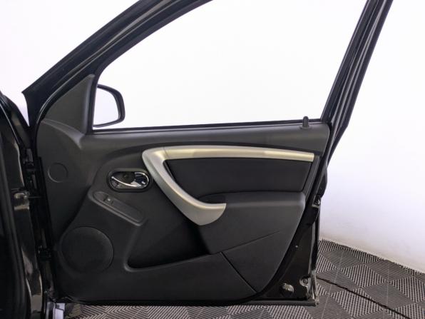 Nissan Terrano III (D10) с пробегом 2021 года, цена 1 900 000 рублей, 25357 км, внедорожник, Автокод Объявления