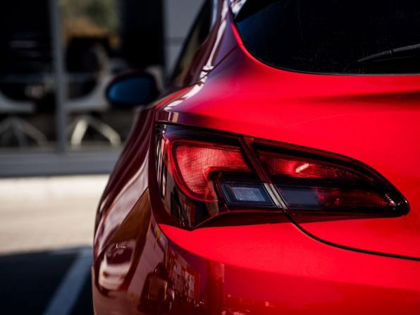 Opel Astra J Рестайлинг с пробегом 2012 года, цена 760 000 рублей, 207893 км, хэтчбек, Автокод Объявления