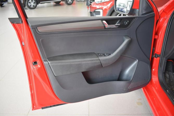Skoda Rapid I Рестайлинг с пробегом 2017 года, цена 1 139 000 рублей, 178000 км, лифтбек, Автокод Объявления