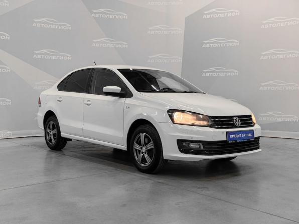 Volkswagen Polo V Рестайлинг с пробегом 2016 года, цена 1 050 000 рублей, 147000 км, седан, Автокод Объявления