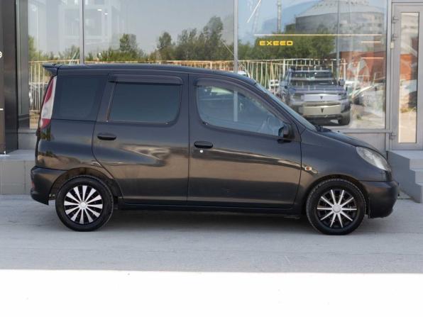 Toyota FunCargo с пробегом 1999 года, цена 370 000 рублей, 388008 км, компактвэн, Автокод Объявления