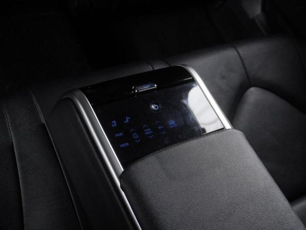 Toyota Camry VIII (XV70) Рестайлинг с пробегом 2023 года, цена 3 490 000 рублей, 40267 км, седан, Автокод Объявления