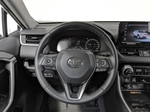 Toyota RAV4 V (XA50) с пробегом 2024 года, цена 4 000 000 рублей, 20000 км, внедорожник, Автокод Объявления