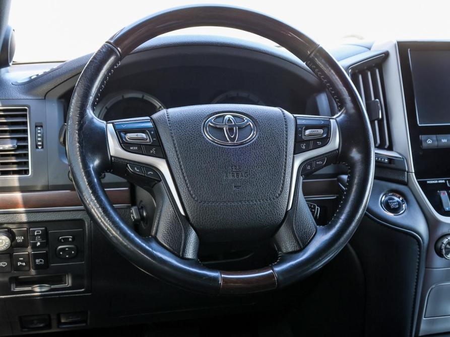 Toyota Land Cruiser 200 Series Рестайлинг 2 Москва  - изображение 17