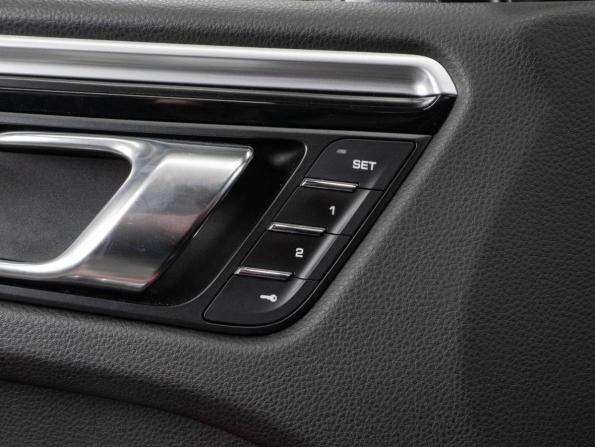Porsche Macan I с пробегом 2017 года, цена 3 759 000 рублей, 78233 км, внедорожник, Автокод Объявления