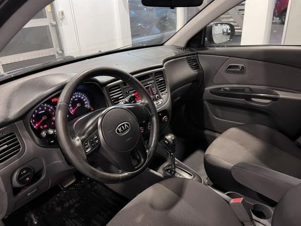 Kia Rio II Рестайлинг с пробегом 2011 года, цена 490 000 рублей, 242792 км, хэтчбек, Автокод Объявления