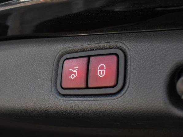 Mercedes-Benz E-Класс V (W213 S213 C238) с пробегом 2016 года, цена 2 690 000 рублей, 169069 км, седан, Автокод Объявления