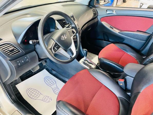 Hyundai Solaris I с пробегом 2011 года, цена 950 000 рублей, 103000 км, хэтчбек, Автокод Объявления